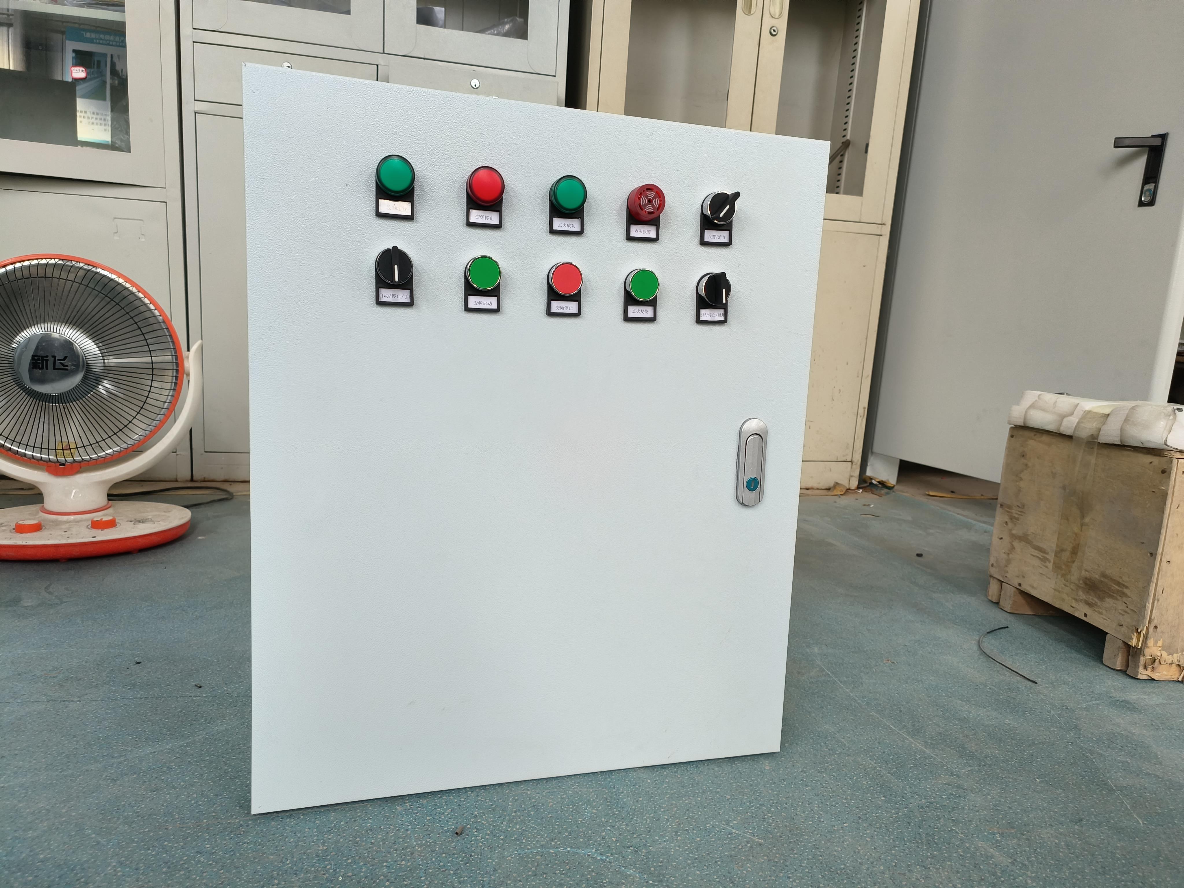 熔铝炉控制柜富士变频器因工作环境差造成模块损坏 熔铝炉控制柜富士变频器因工作环境差造成模块损坏